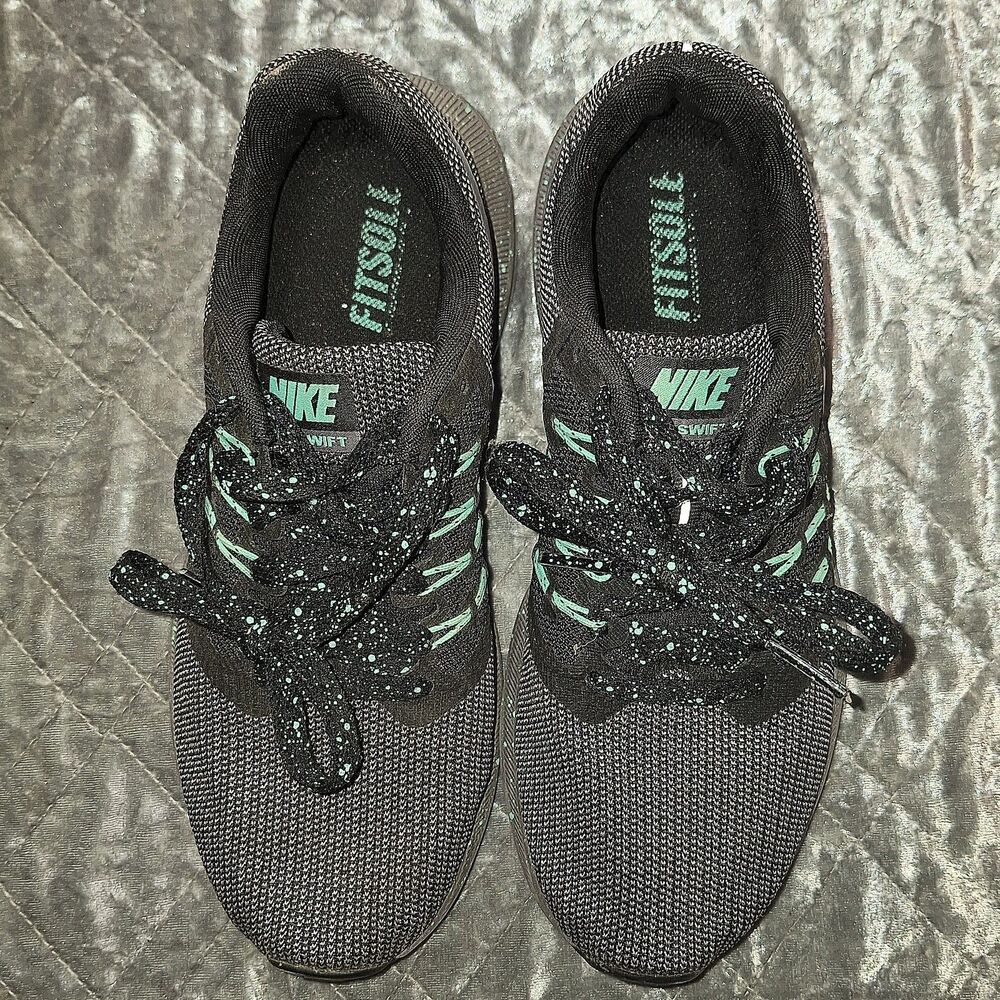 Nike Run Swift Women's Sneakers Size 6 Black Mint AR1904-001 VGUC - Picture 3 of 8